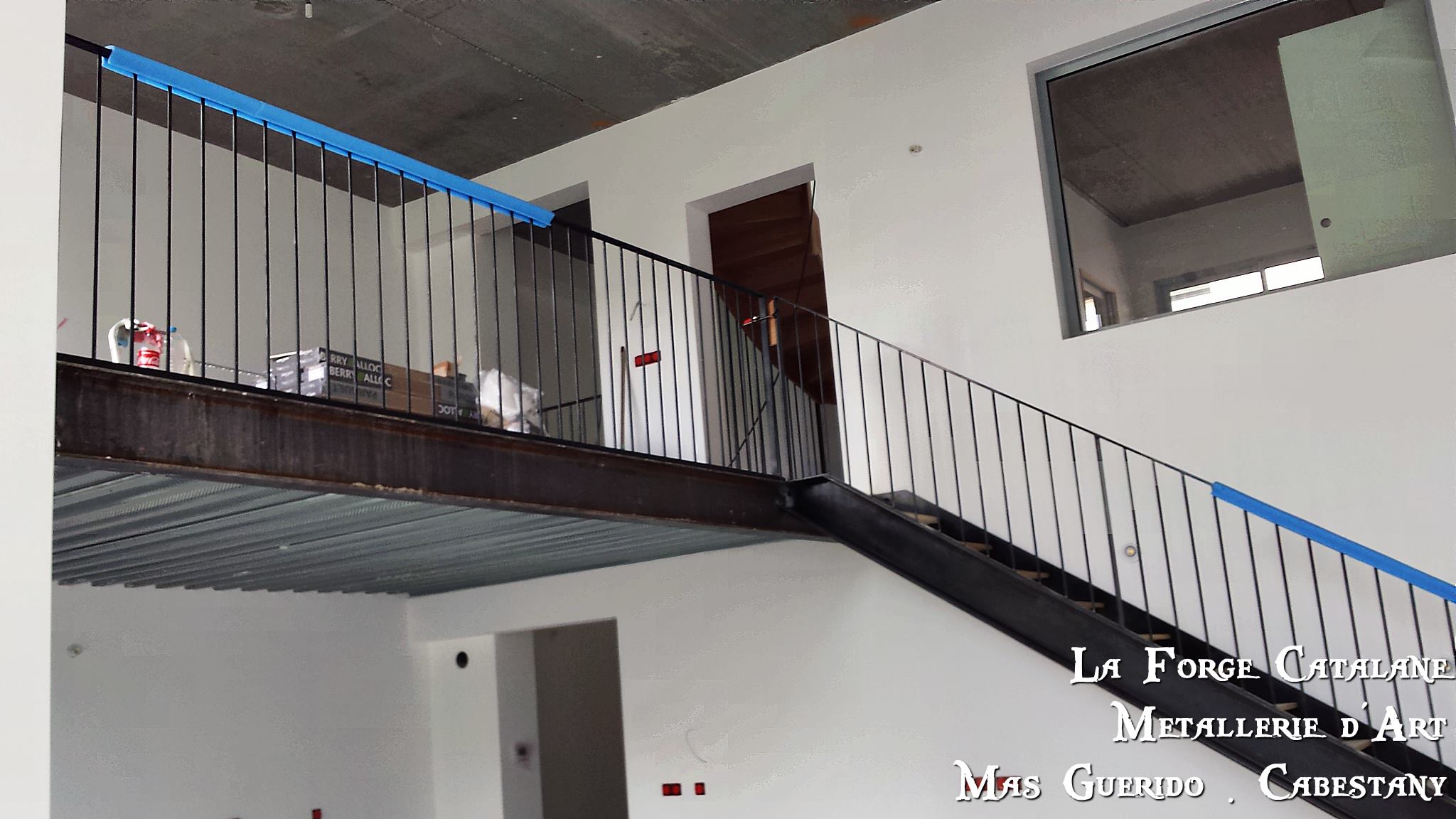 garde corps rampant barreaudage vertical forge catalane 2.jpg